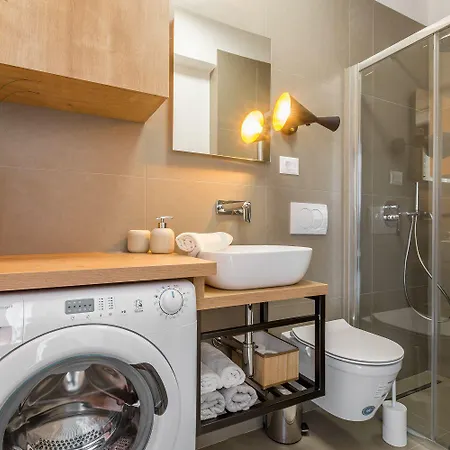 Charmantes Anwesen Mit Privatpool, Grossem Garten, Tischtennis, Badmintonplatz, Bbq, Outdoor-kueche Holiday home